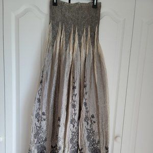 Elastic Bust Maxi Dress